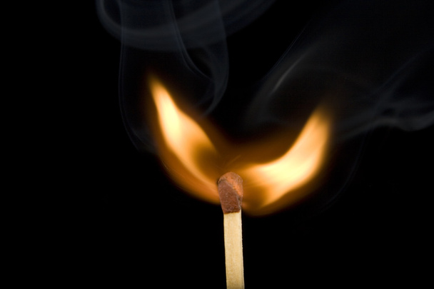 brandende lucifer - Foto, afbeelding