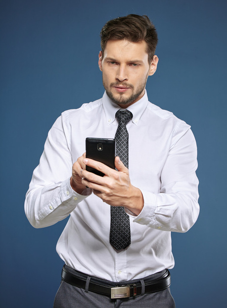 businessman with mobile phone - Zdjęcie, obraz