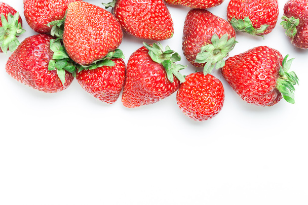 Beautiful fresh strawberries - Fotoğraf, Görsel