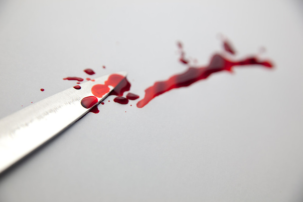 Blutiges Messer - Foto, Bild
