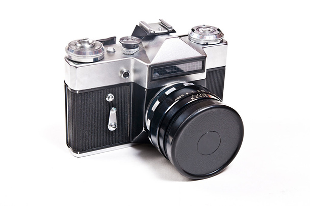 alter Entfernungsmesser Vintage-Kamera auf weißem Hintergrund. - Foto, Bild