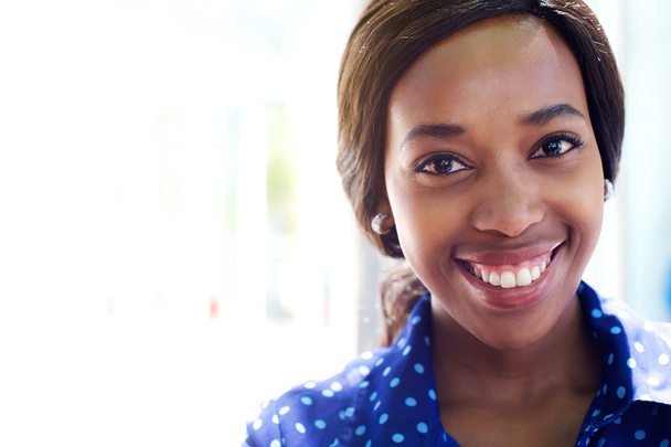 African business woman smiling - 写真・画像