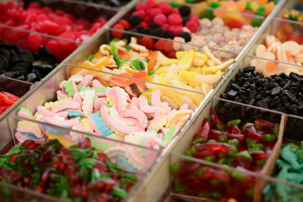 Various candy at market - Zdjęcie, obraz