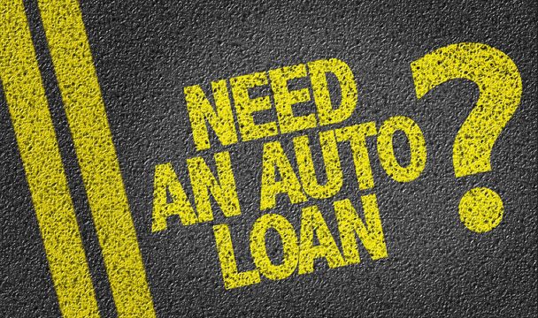 Noodzaak een automobiel lening? op de weg - Foto, afbeelding