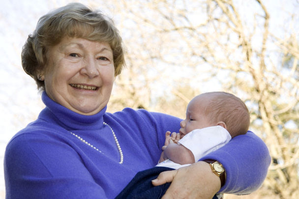 Großmutter mit Enkel - Foto, Bild