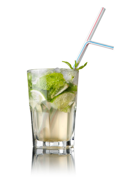 Mohito cocktail isolated on white - Zdjęcie, obraz