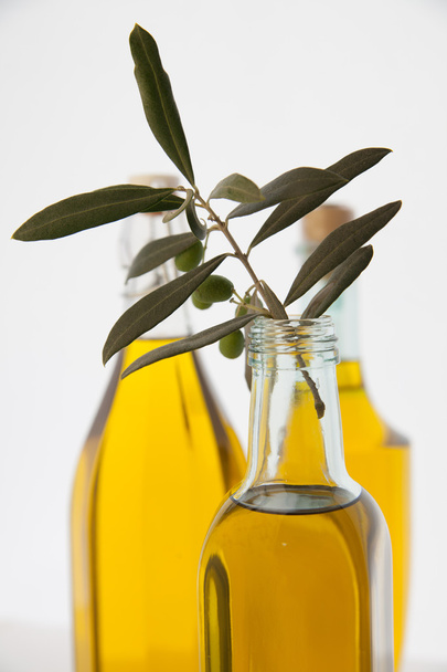 Bouteilles d'huile d'olive
 - Photo, image