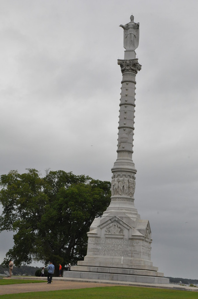 Памятник Победы Йорктауна в Йорктауне
 - Фото, изображение