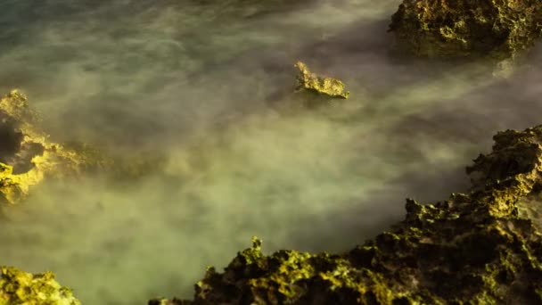 Rochas costeiras
 - Filmagem, Vídeo