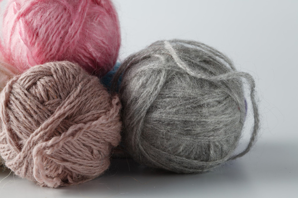 Clews of colored yarn - Φωτογραφία, εικόνα