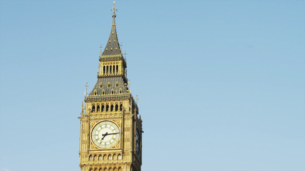 Big Ben against blue sky - Footage, Video