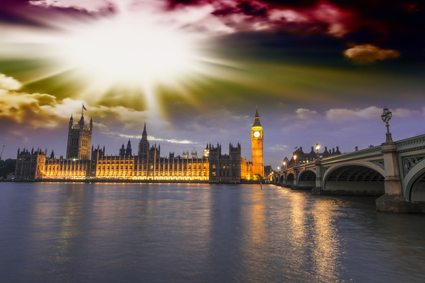 Belle vue de Westminster de nuit
 - Photo, image