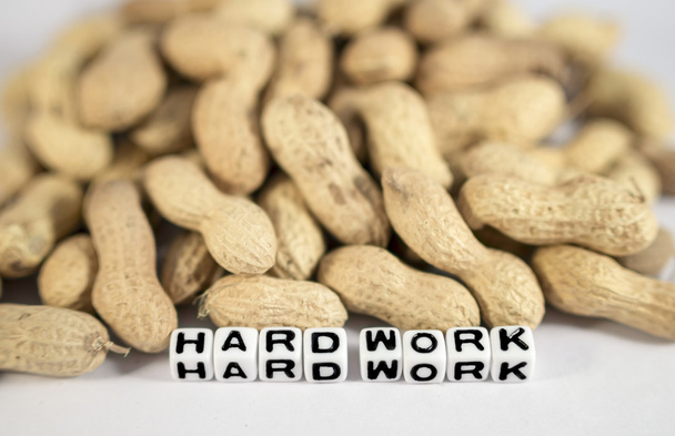 Kova työ tekstiviesti maapähkinöitä
 - Valokuva, kuva