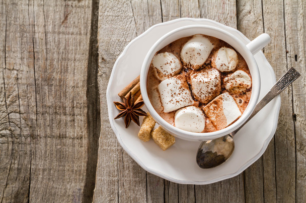 Hot chocolate with marshmallows - Valokuva, kuva