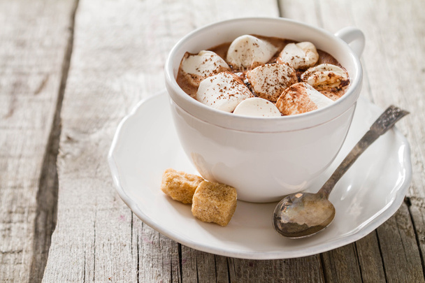 Hot chocolate with marshmallows - Valokuva, kuva