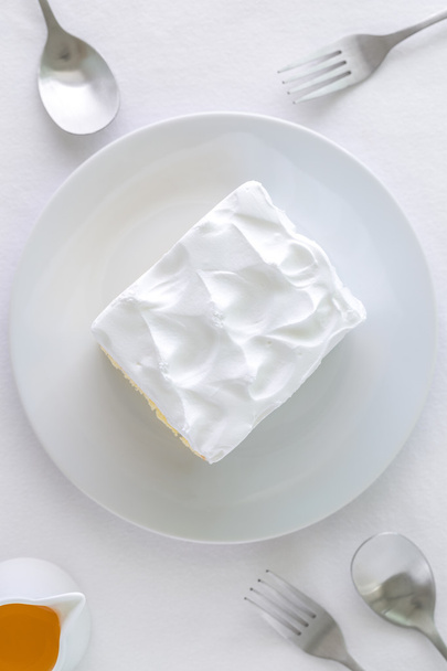 Cake Background / Cake / Cake on White Background - Foto, Imagen