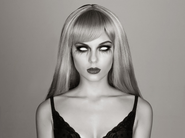halloween make-up girl without eyes - Valokuva, kuva