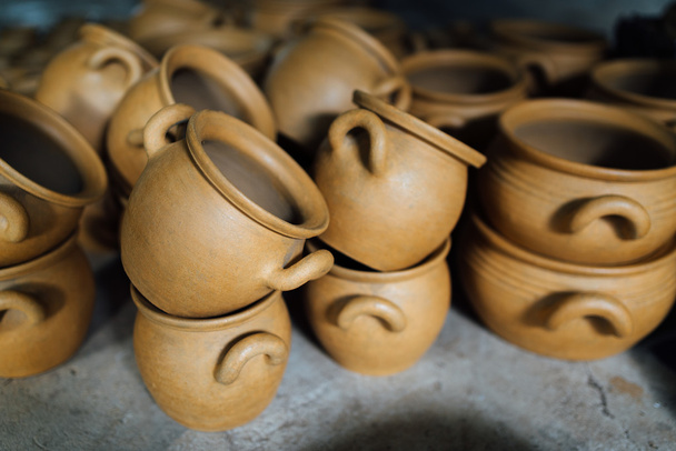 There are many terracotta clay pots - Photo, image