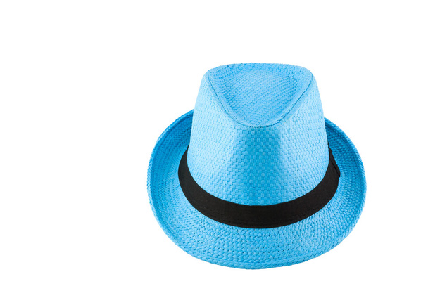 Sininen kudottu hattu eristetty valkoisella pohjalla
 - Valokuva, kuva