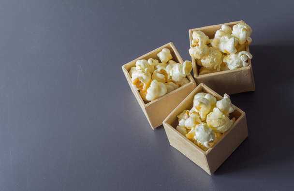 Popcorn dolci al caramello
 - Foto, immagini