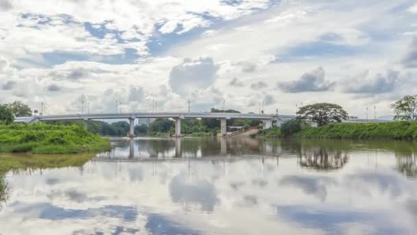 Міст в Чіанг Рай, Таїланд - Кадри, відео