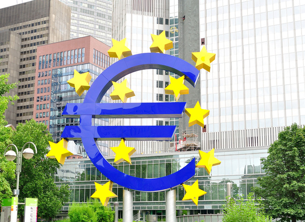 Euro signe devant la BCE
. - Photo, image