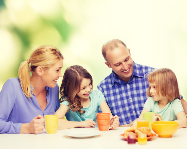 happy family with two kids with having breakfast - Zdjęcie, obraz