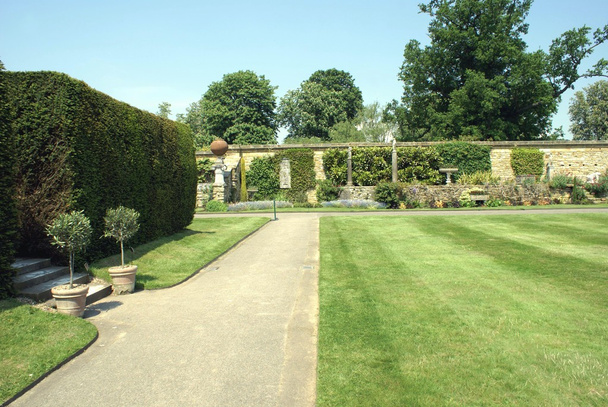 イギリスでヒーバー城庭園 - 写真・画像