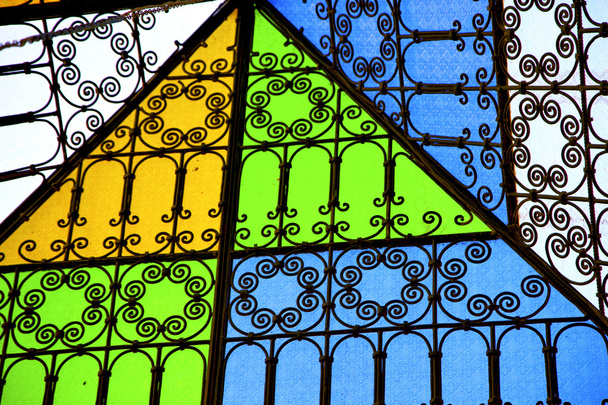värillinen lasi ja aurinko morocco
  - Valokuva, kuva