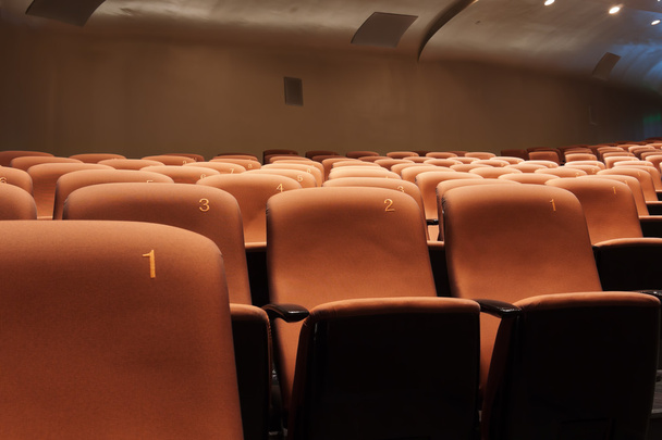 Stühle im modernen Theater - Foto, Bild
