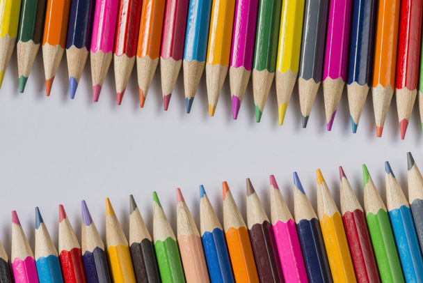 коллекция цветного деревянного карандаша
 - Фото, изображение