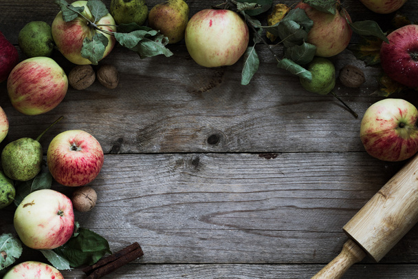 Autumn border of apples with copy space - Valokuva, kuva
