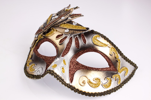 Máscara veneciana sobre fondo blanco - Foto, Imagen