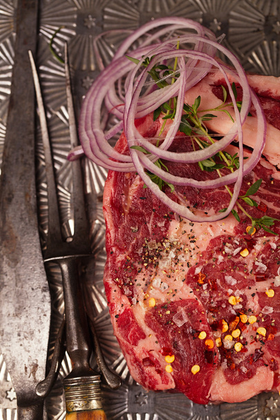 Wołowina stek t-bone op - Zdjęcie, obraz