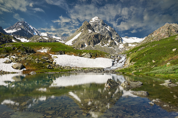Montañas Altai
 - Foto, Imagen