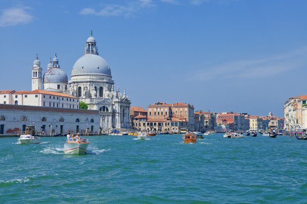 Grand Canal z zabytkowego kościoła Najświętszej Marii Panny zdrowia w Wenecja, Włochy - Zdjęcie, obraz