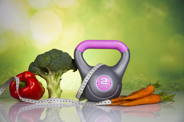 Fitness dieta y concepto de vitaminas
 - Foto, imagen