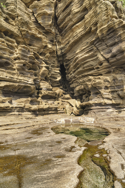 Strange Rocks на пляже Йенгмери в Джефферсоне
 - Фото, изображение
