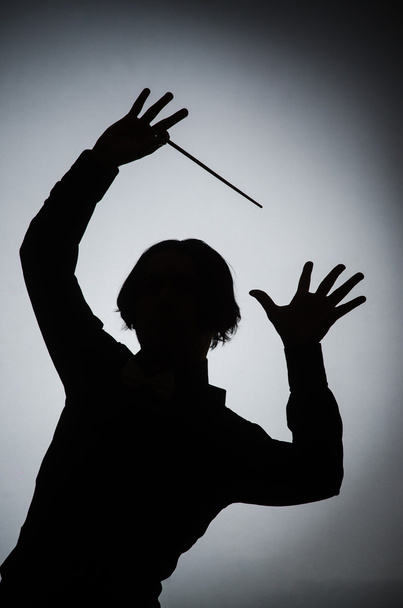 Веселий диригент у музичній концепції
 - Фото, зображення