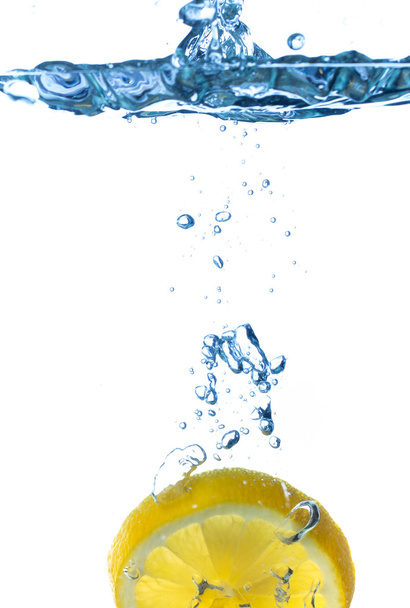 lemon under water - Foto, Imagen