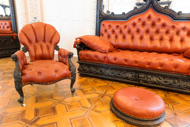 vintage lederen bedekte meubilair - Foto, afbeelding