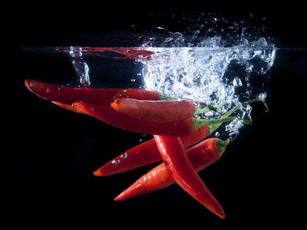 Fresh chilli splash - Foto, imagen