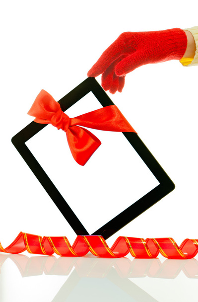 Kädessä punaiset käsineet tilalla tabletti PC
 - Valokuva, kuva