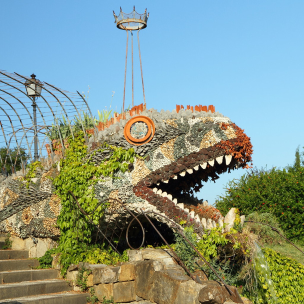 Sculpture dragon
 - Photo, image
