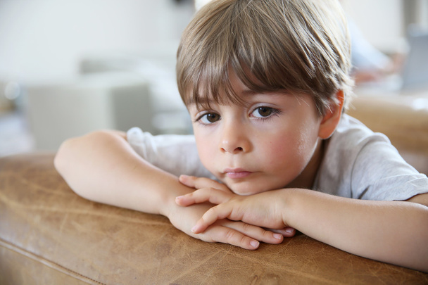little boy being thoughtful - Фото, зображення