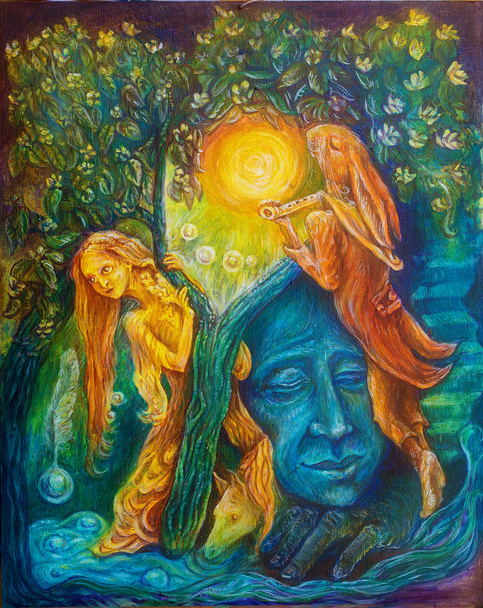 Hada dorada y un flautista de liebre mágico bajo un árbol esmeralda
 - Foto, imagen