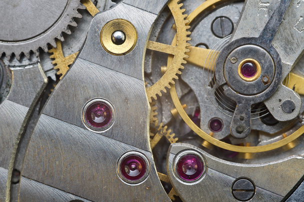 Металеві шестірні в старих годинникового механізму, макрос. - Фото, зображення