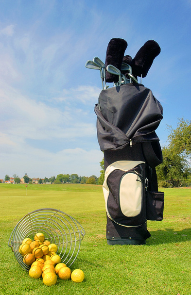 Jouer au golf
 - Photo, image