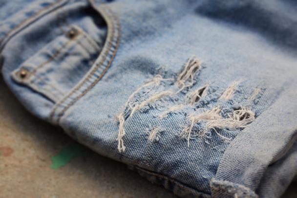 Синій рвані джинси
 - Фото, зображення