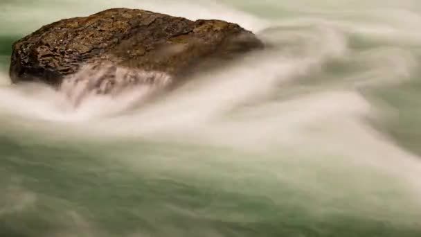 岩のクローズ アップ - 映像、動画